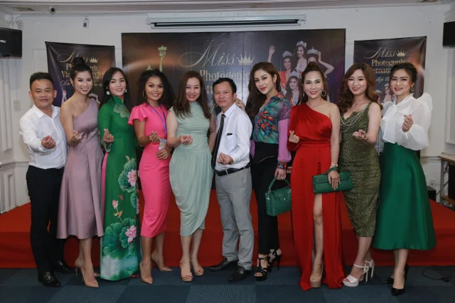 ban giám khảo người đep ảnh  Việt Nam 2020