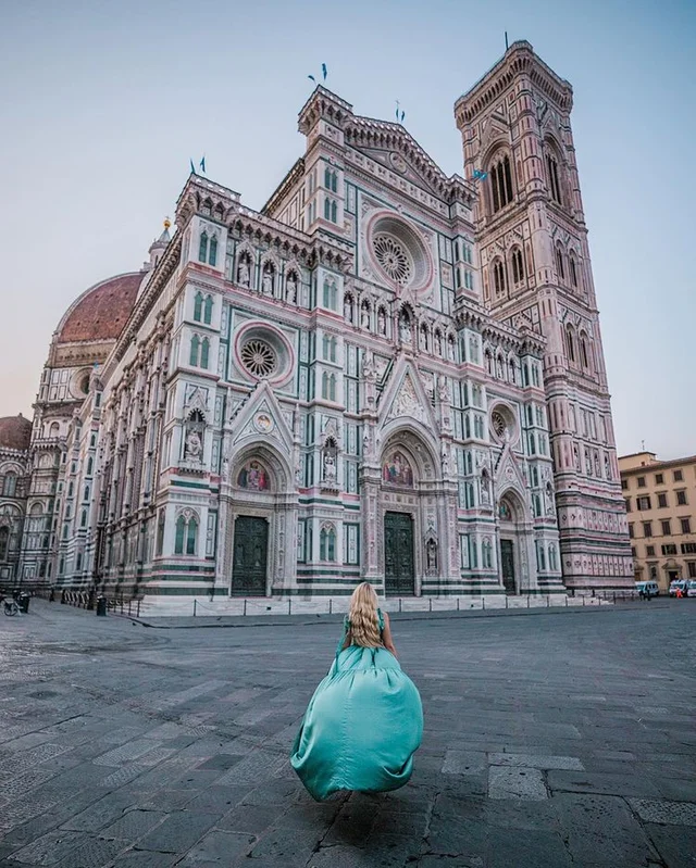 Florence is the capital of the region of Tuscany, central Italy. With a population of 358,