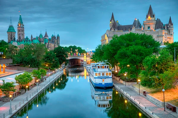 Tour Canada Trọn Gói Giá Rẻ: Liên Tuyến Đông Tây Canada 12N11Đ Khởi Hành Từ Hà Nội