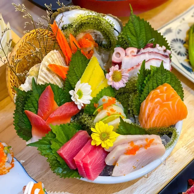 ‼️ BỎ TÚI QUÁN SASHIMI TƯƠI & LẨU 

 chuyên bán sashimi tươi các loại, như cá hồi, cá ngừ,