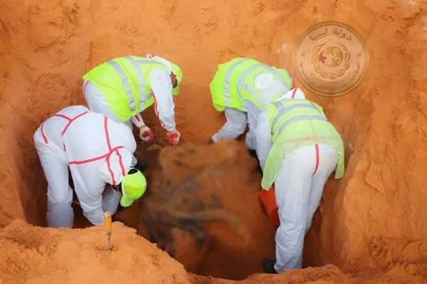 Phát hiện 42 thi thể trong một hố chôn tập thể ở Sirte
======
🔸Thành phố ven biển Sirte ở