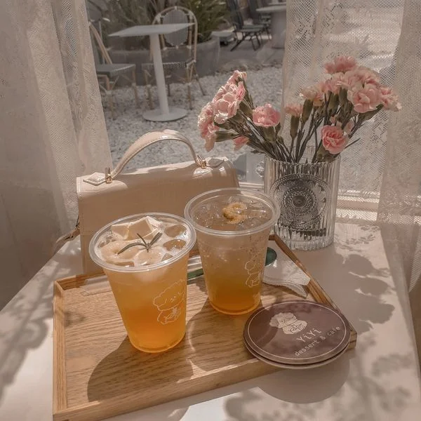 Hoa, trà và mình ❤