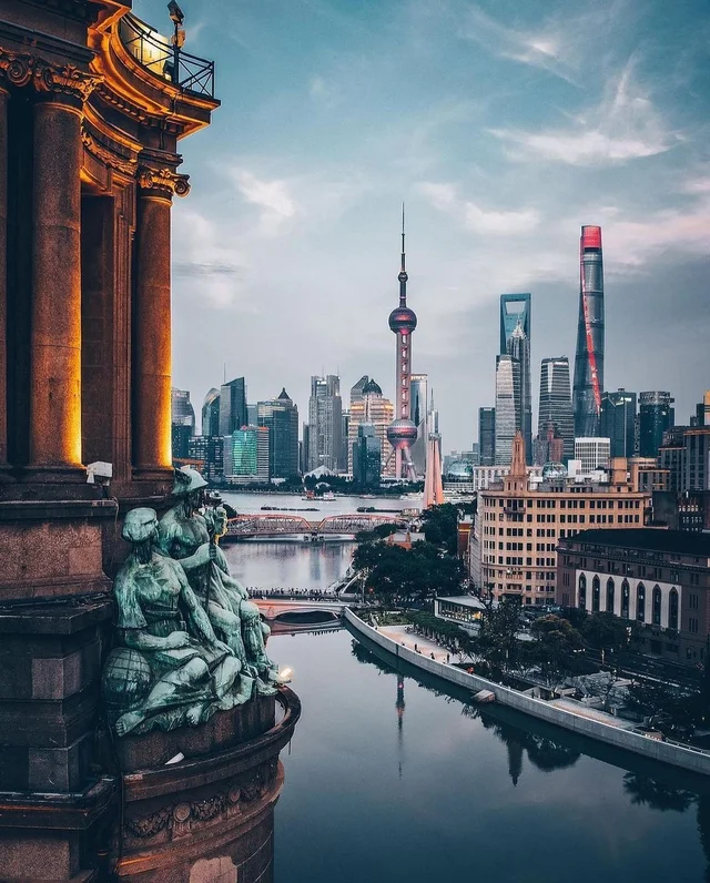 Shanghai is the perfect mix of authenticity and modernity✨🇨🇳

💡 Originally a fishing vi