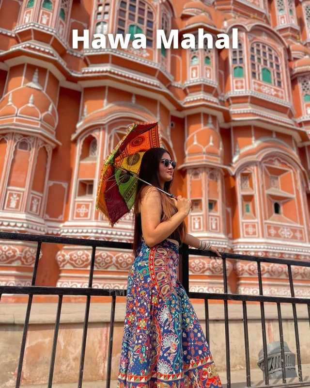 Most Instagrammable & Photogenic Spots In Jaipur
1. Hawa Mahal
2. Nahargarh Fort
3. Patrik