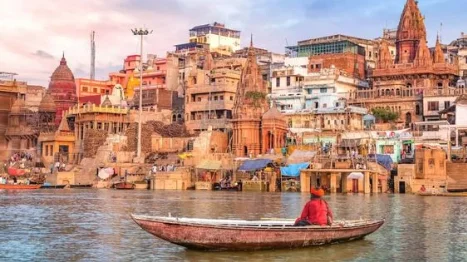 वाराणसी में घूमने के लिए 8 सबसे प्राचीन और प्रमुझ पर्यटन स्थल। Varanasi Tourist Places in Hindi
