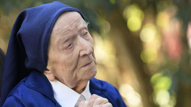 The world’s oldest person, a French nun, dies at 118