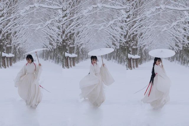 Đặc sản mùa đông ở Hàn Quốc là tuyết ❄❄ ❄
Nếu đi trúng ngày tuyết rơi thì hãy chạy ra chơi