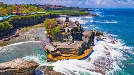 Khám phá những ngôi đền linh thiêng, lộng lẫy ở Bali