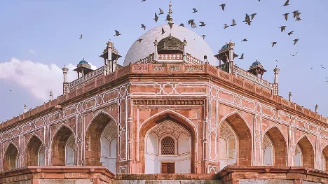The Magnificent Humayun's Tomb Is A UNESCO World Heritage Site & Dilli Di Shaan!