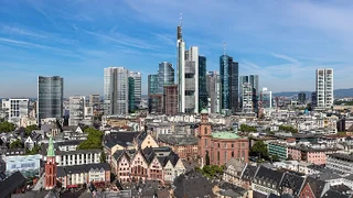 Khám phá thành phố sôi động Frankfurt