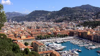 Nice: Thành phố xinh đẹp bên bờ biển Địa Trung Hải