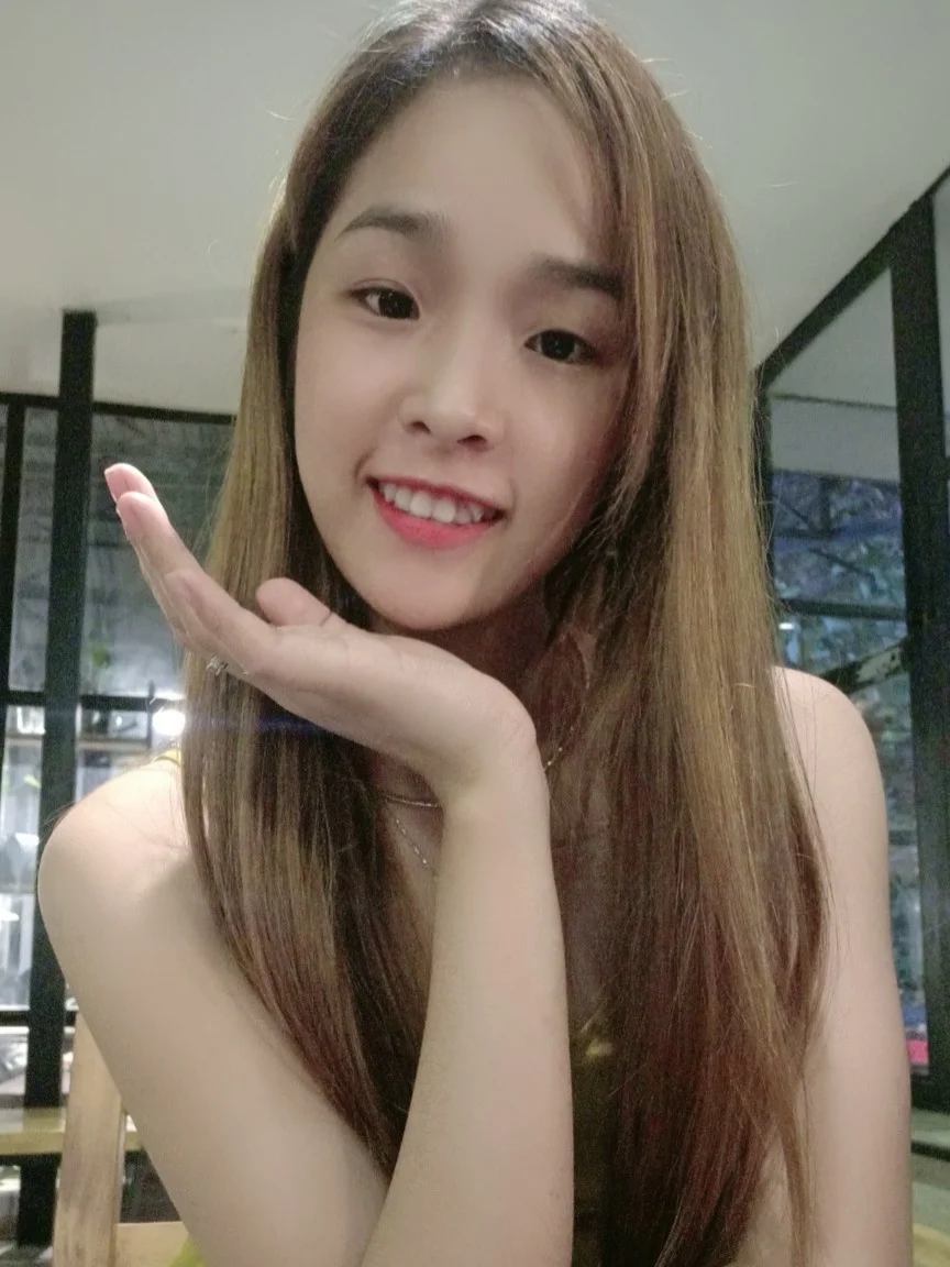 Huỳnh Như's cover photo