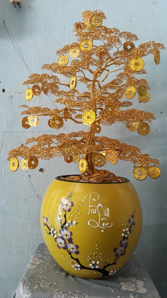 nghệ thuật bonsai dây đồng. 
 nhiều màu sắc , đa kích cở. 
làm theo yêu cầu
 lh 0975128050